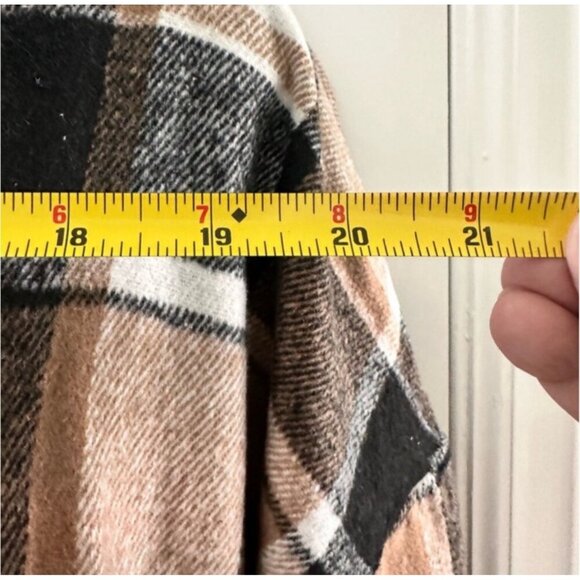 Plaid Button-Up Shirt Jacket 2XL 100% Polyester Hand Wash Cold - Picture 11 of 13